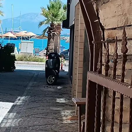 Alojamento de Acomodação e Pequeno-almoço Kalipso Çeşme